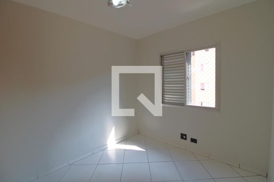Quarto 1 de apartamento para alugar com 2 quartos, 52m² em Vila Campo Grande, São Paulo