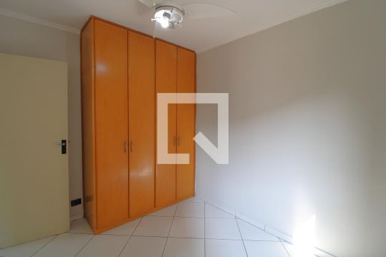 Quarto 1 de apartamento para alugar com 2 quartos, 52m² em Vila Campo Grande, São Paulo