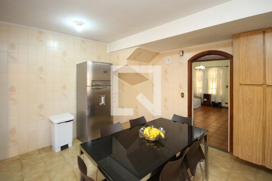 Cozinha casa 02 de casa à venda com 6 quartos, 249m² em Parque São Lucas, São Paulo