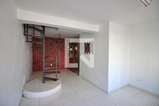 Casa à venda com 2 quartos, 73m² em Centro, São Bernardo do Campo
