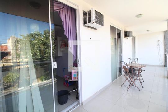 Varanda dos Quartos de casa de condomínio à venda com 4 quartos, 360m² em Freguesia (jacarepaguá), Rio de Janeiro