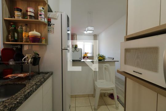Cozinha de apartamento à venda com 2 quartos, 55m² em Vila Humaitá, Santo André
