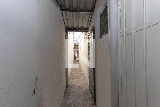 Corredor de casa para alugar com 1 quarto, 40m² em Jardim Colonial, São José dos Campos