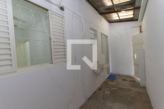 Área de Serviço de casa para alugar com 1 quarto, 40m² em Jardim Colonial, São José dos Campos