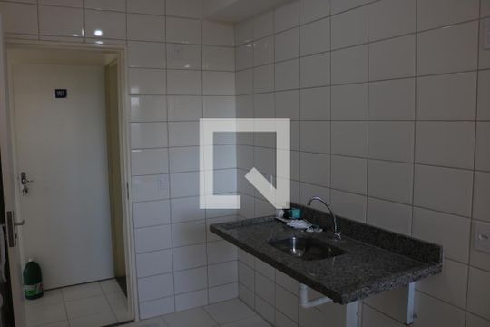 Cozinha de apartamento à venda com 3 quartos, 70m² em Vila São Luiz, Goiânia