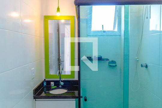 Banheiro de apartamento para alugar com 1 quarto, 39m² em Aviação, Praia Grande