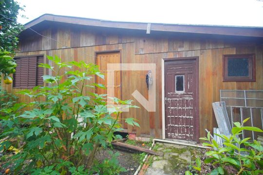 Área externa de casa à venda com 2 quartos, 80m² em Campina, São Leopoldo