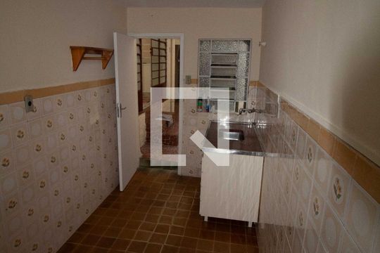 Cozinha de casa para alugar com 3 quartos, 76m² em Planalto Paulista, São Paulo
