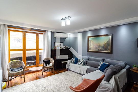 Sala de casa à venda com 3 quartos, 220m² em Jabaquara, São Paulo