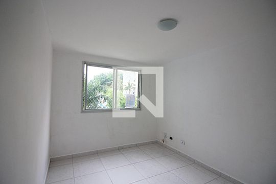 Sala de apartamento para alugar com 2 quartos, 55m² em Ferrazópolis, São Bernardo do Campo