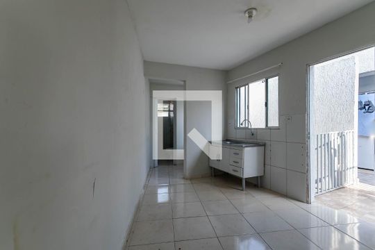 Cozinha de kitnet/studio para alugar com 1 quarto, 40m² em Vila Mogi Moderno, Mogi das Cruzes