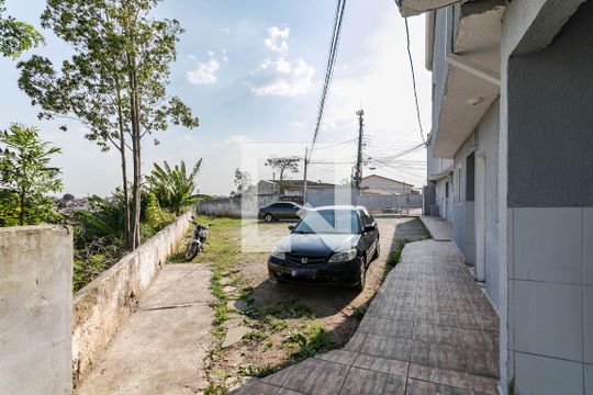 Quintal de kitnet/studio para alugar com 1 quarto, 40m² em Vila Mogi Moderno, Mogi das Cruzes