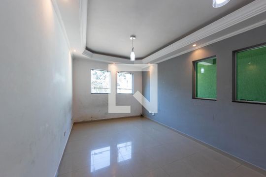 Casa à venda com 3 quartos, 120m² em Jardim Angela (zona Leste), São Paulo