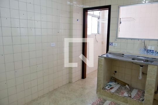 Cozinha de apartamento à venda com 2 quartos, 65m² em Jaguaribe, Osasco