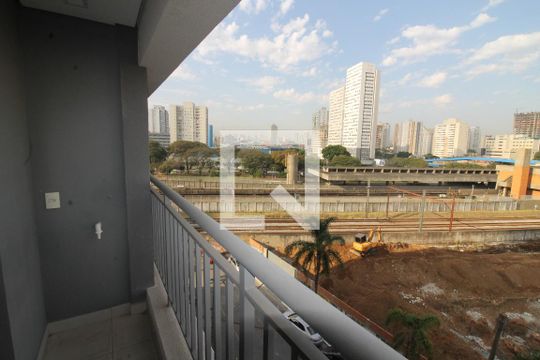 Varanda de kitnet/studio à venda com 1 quarto, 33m² em Belenzinho, São Paulo