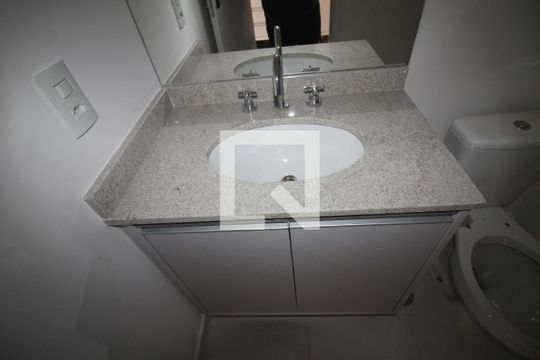 Banheiro de kitnet/studio à venda com 1 quarto, 33m² em Belenzinho, São Paulo