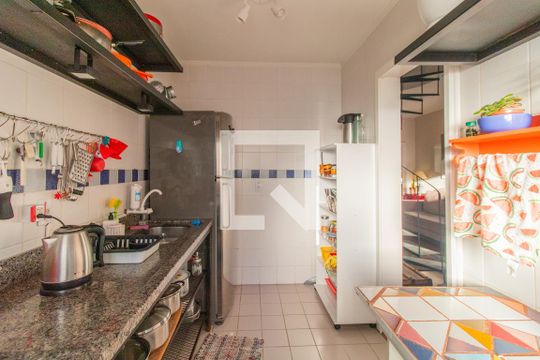 Cozinha de apartamento à venda com 2 quartos, 112m² em Vila Nova, Porto Alegre