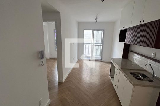 Sala/Cozinha de apartamento para alugar com 1 quarto, 31m² em Pinheiros, São Paulo
