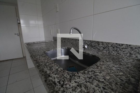 Cozinha de apartamento para alugar com 3 quartos, 77m² em Anil, Rio de Janeiro