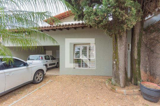 Fachada de casa à venda com 4 quartos, 264m² em Jardim Aurélia, Campinas