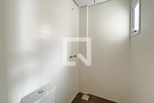Banheiro 1 de apartamento à venda com 2 quartos, 105m² em Santana, Porto Alegre