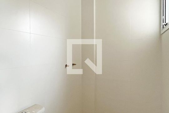 Banheiro 1 de apartamento à venda com 2 quartos, 105m² em Santana, Porto Alegre