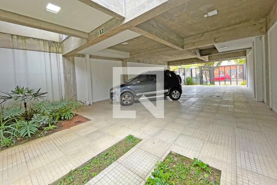 Garagem de apartamento à venda com 2 quartos, 105m² em Santana, Porto Alegre