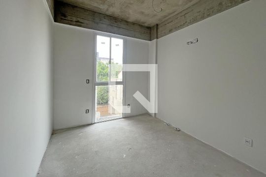Quarto de apartamento à venda com 2 quartos, 105m² em Santana, Porto Alegre
