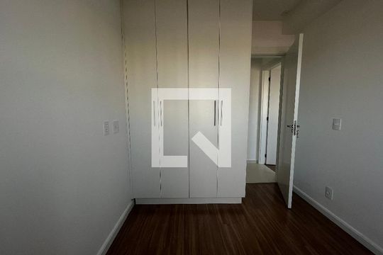Quarto de apartamento para alugar com 2 quartos, 60m² em Bonfim, Campinas