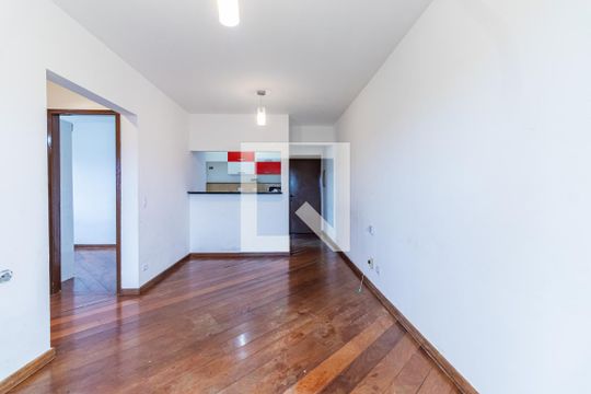 Sala de apartamento para alugar com 2 quartos, 55m² em Jardim Ubirajara, São Paulo