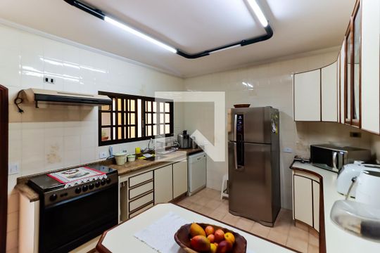 Cozinha de casa à venda com 4 quartos, 245m² em Água Fria, São Paulo