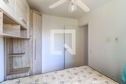 Quarto 1 de apartamento para alugar com 2 quartos, 40m² em Jardim Germânia, São Paulo