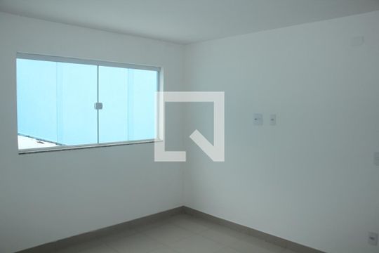 Quarto 2 de casa para alugar com 2 quartos, 80m² em Jardim Jasmim, Nova Iguaçu