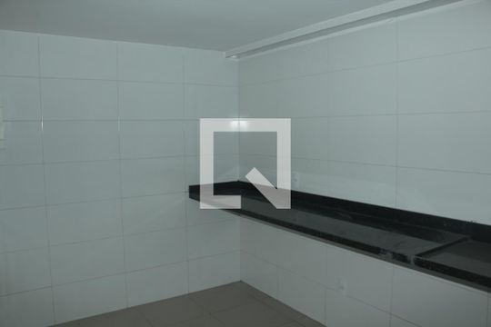 Cozinha de casa para alugar com 2 quartos, 80m² em Jardim Jasmim, Nova Iguaçu