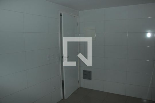 Cozinha de casa para alugar com 2 quartos, 80m² em Jardim Jasmim, Nova Iguaçu
