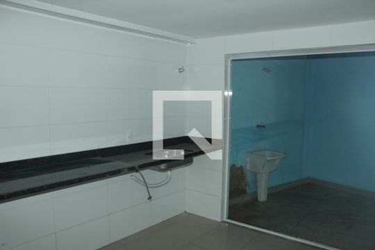 Cozinha de casa para alugar com 2 quartos, 80m² em Jardim Jasmim, Nova Iguaçu