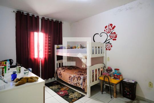 Quarto 2 de casa à venda com 2 quartos, 481m² em Vila Palmares, São Caetano do Sul