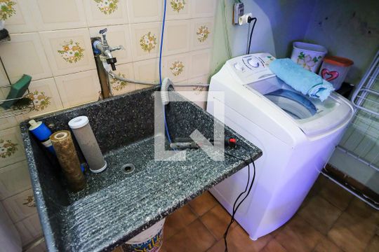 Área de Serviço de casa à venda com 2 quartos, 481m² em Vila Palmares, São Caetano do Sul