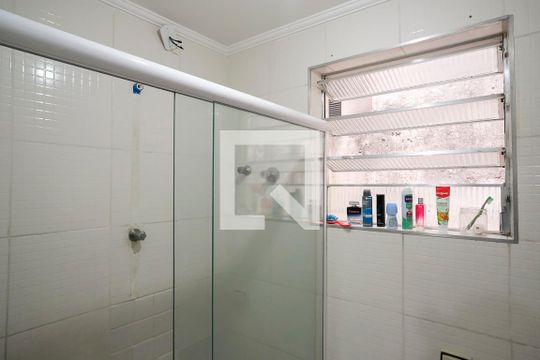 Banheiro 2 de casa à venda com 2 quartos, 240m² em Osvaldo Cruz, São Caetano do Sul
