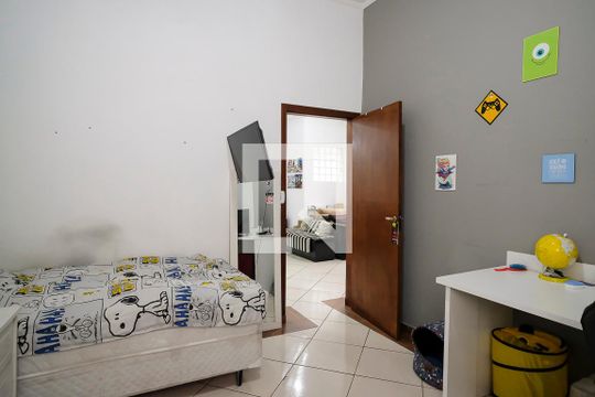 Quarto 2 de casa à venda com 2 quartos, 240m² em Osvaldo Cruz, São Caetano do Sul