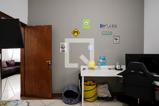 Quarto 2 de casa à venda com 2 quartos, 240m² em Osvaldo Cruz, São Caetano do Sul