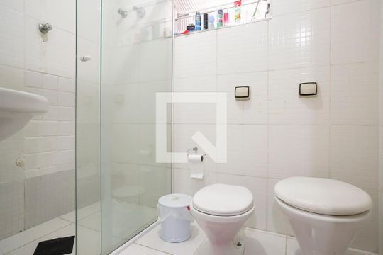 Banheiro 2 de casa à venda com 2 quartos, 240m² em Osvaldo Cruz, São Caetano do Sul