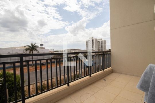 Sacada de apartamento para alugar com 1 quarto, 48m² em Taguatinga Sul (taguatinga), Brasília