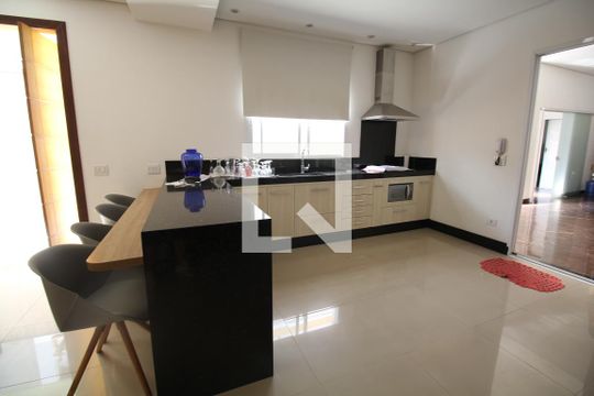 Cozinha de casa à venda com 2 quartos, 330m² em Cambuci, São Paulo