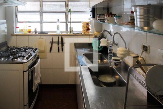 Cozinha de casa à venda com 3 quartos, 251m² em Cursino, São Paulo