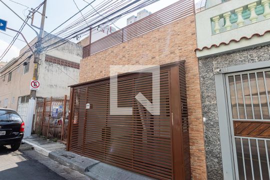 Fachada de casa para alugar com 2 quartos, 120m² em Tatuapé, São Paulo