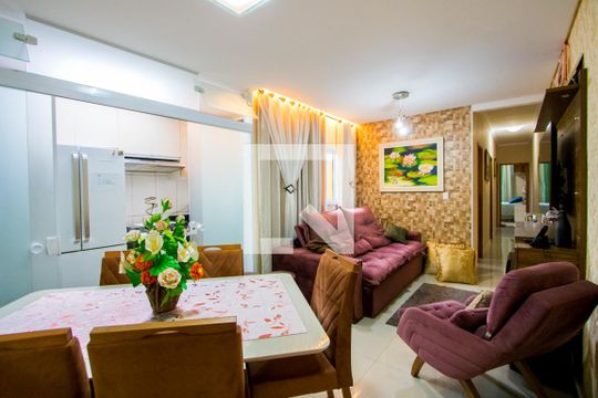 Sala de apartamento à venda com 3 quartos, 148m² em Vila Humaitá, Santo André