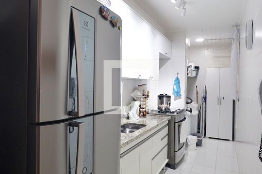 Cozinha de apartamento à venda com 3 quartos, 62m² em Jardim Utinga, Santo André