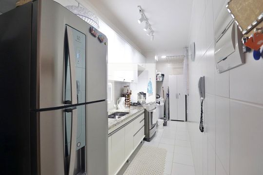 Cozinha de apartamento à venda com 3 quartos, 62m² em Jardim Utinga, Santo André