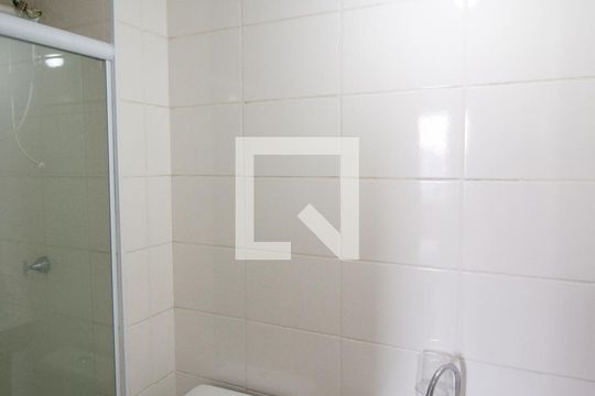 Banheiro de apartamento para alugar com 1 quarto, 36m² em Jardim Helena, São Paulo